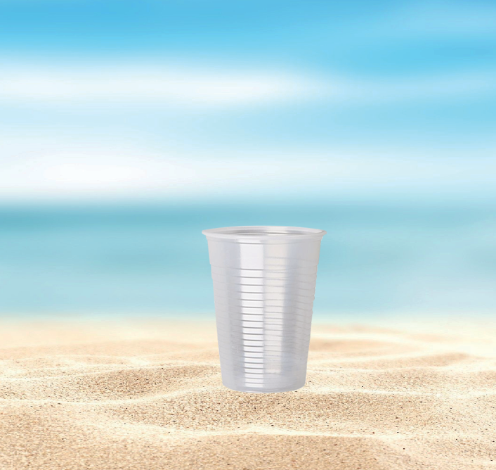 Vasos descartables de plástico PP resistentes, ideales para bebidas frías y calientes.